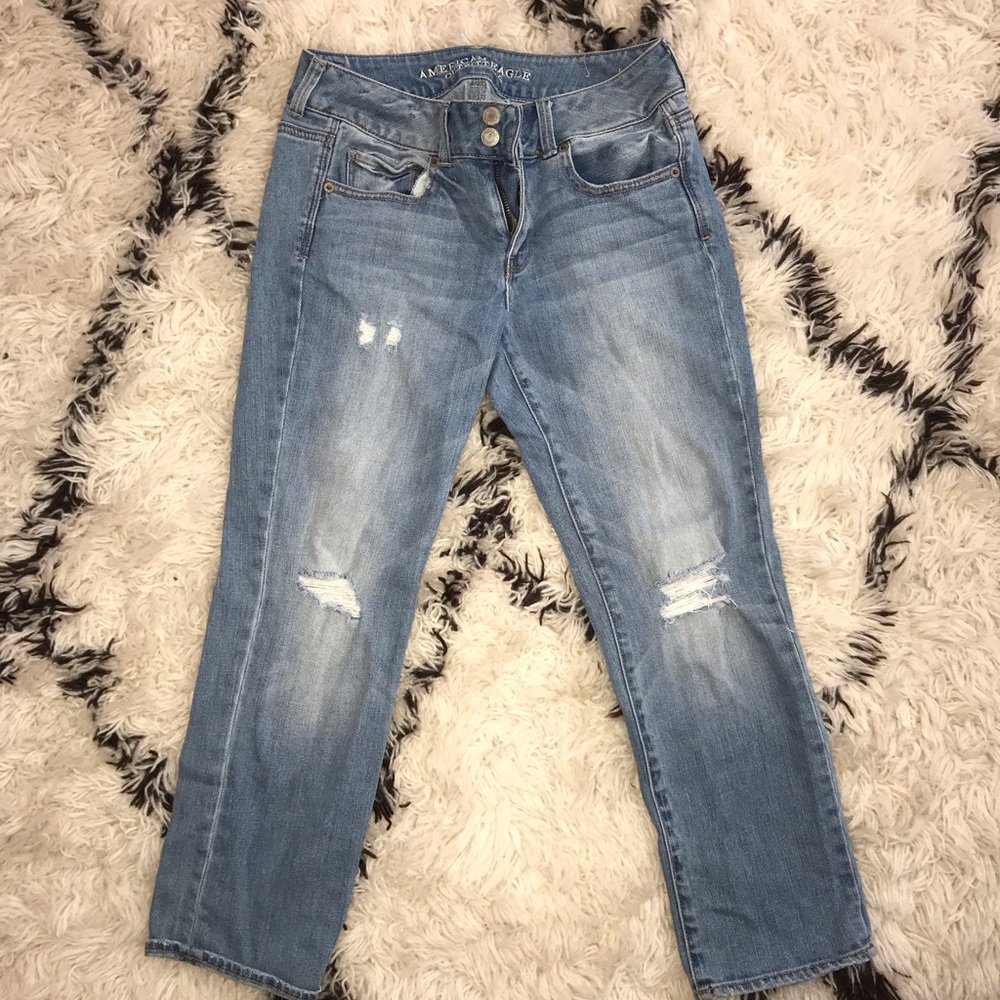 American Eagle Capris - Picture 2 of 2